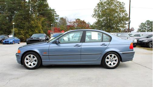 2000 BMW 323 323i