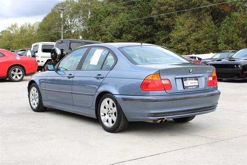 2000 BMW 323 323i