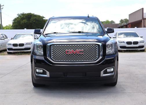 Onyx Black 2017 GMC Yukon XL Denali