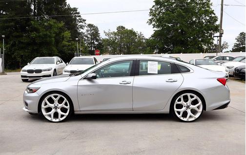 Silver Ice Metallic 2017 Chevrolet Malibu 1LT