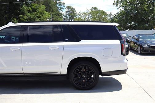 Crystal White Tricoat 2021 Cadillac Escalade ESV Sport Platinum