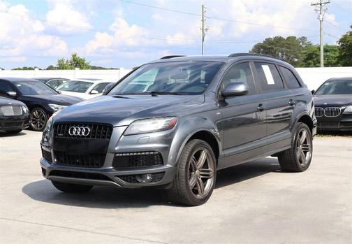 Grey 2015 Audi Q7 3.0 TDI Premium