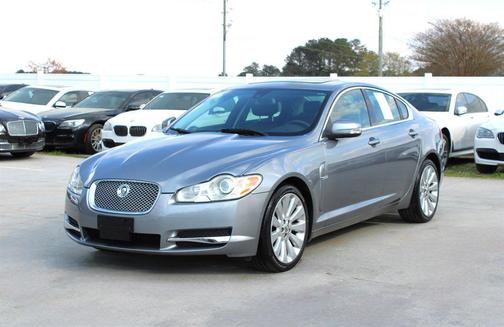 Grey 2009 Jaguar XF Luxury