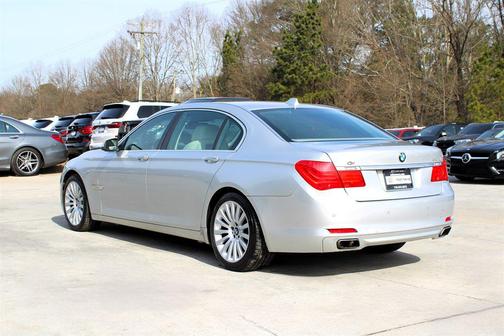 2009 BMW 750 Li