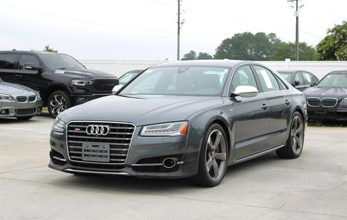 2015 Audi S8 4.0T