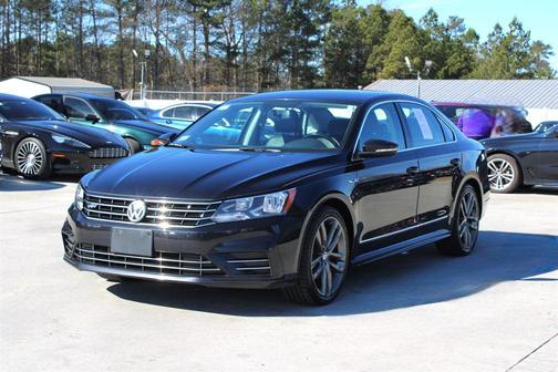 2017 Volkswagen Passat 1.8T R-Line w/Comfort