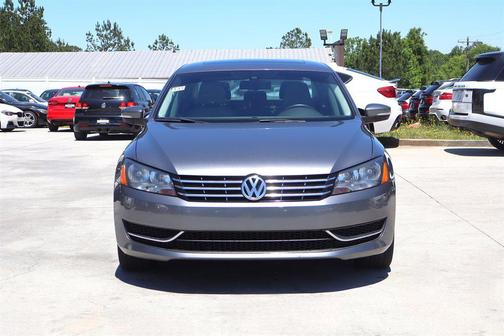 Platinum Gray Metallic 2013 Volkswagen Passat 2.0 TDI SE w/ Sunroof