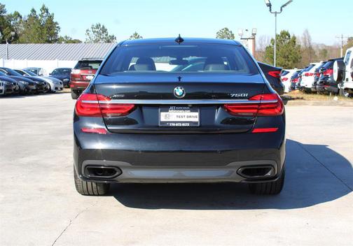 2016 BMW 750 i xDrive