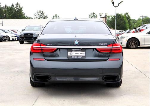 Singapore Gray Metallic 2016 BMW 750 i xDrive