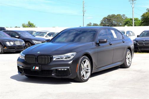 Carbon Black Metallic 2018 BMW 750 i xDrive