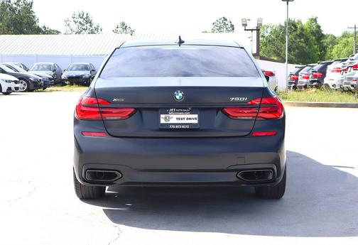 Carbon Black Metallic 2018 BMW 750 i xDrive