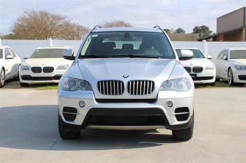Space Gray Metallic 2010 BMW X5 xDrive35d