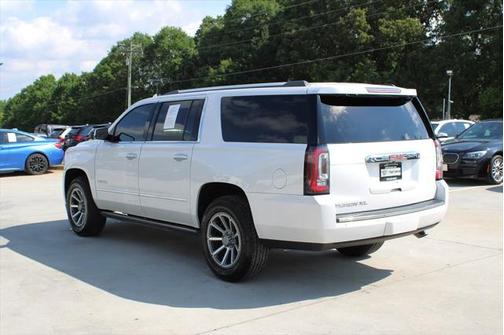 2017 GMC Yukon XL Denali
