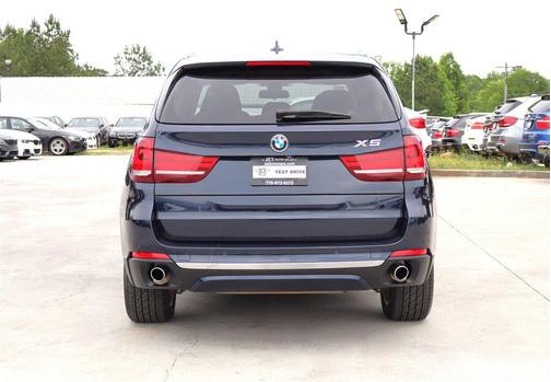 Imperial Blue Metallic 2016 BMW X5 xDrive35d
