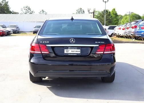 Black 2014 Mercedes-Benz E-Class BlueTEC Luxury Sedan