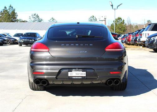 2015 Porsche Panamera GTS
