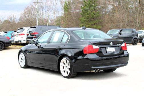 2006 BMW 330 330i
