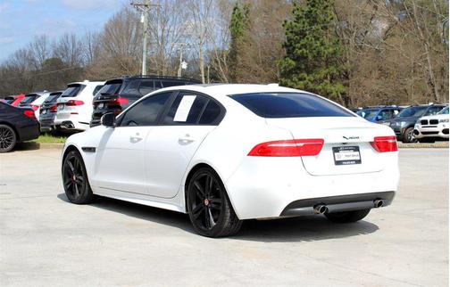 2017 Jaguar XE 35t R-Sport