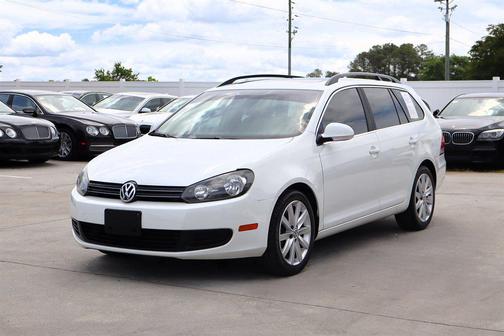 White 2014 Volkswagen Jetta SportWagen DSG TDI w/Sunroof & Nav