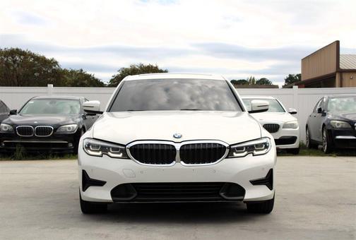 2020 BMW 330 330i