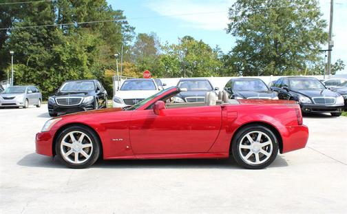 2004 Cadillac XLR Base