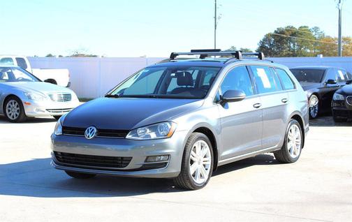 2015 Volkswagen Golf SportWagen TDI SE 4-Door
