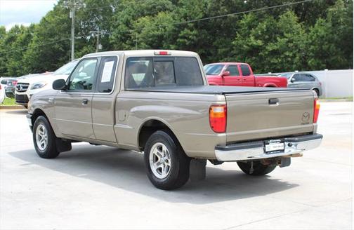 2003 Mazda B3000 SE
