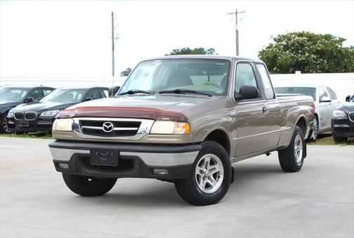 2003 Mazda B3000 SE