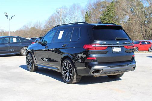 2021 BMW X7 M50i