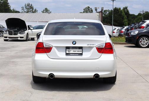 Alpine White 2008 BMW 335 335i