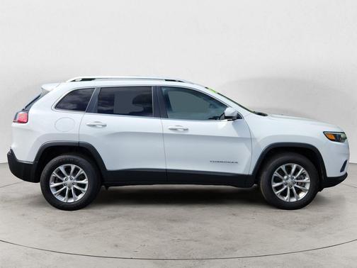 Bright White Clearcoat 2019 Jeep Cherokee Latitude