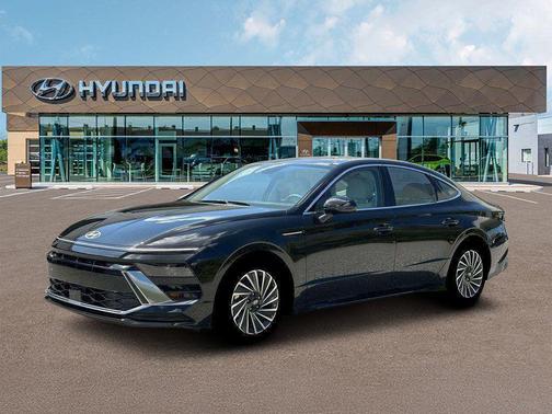 Abyss Black 2026 Hyundai SONATA Hybrid SE