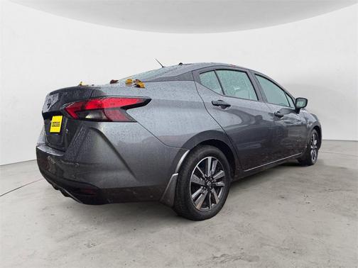 2023 Nissan Versa 1.6 S