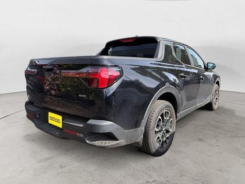 Phantom Black 2022 Hyundai SANTA CRUZ SEL