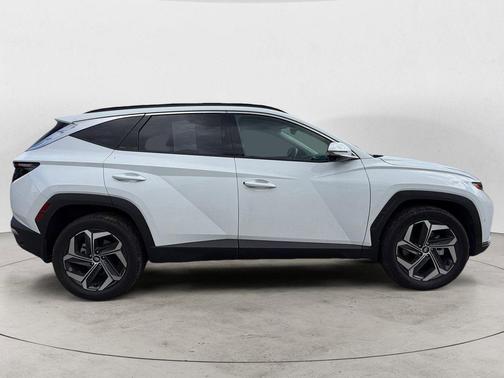 Serenity White Pearl 2023 Hyundai TUCSON Limited