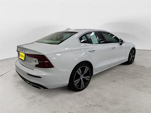 2021 Volvo S60 T5