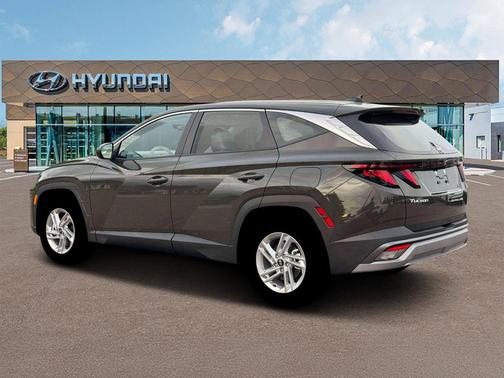 Rockwood Green 2026 Hyundai TUCSON SE