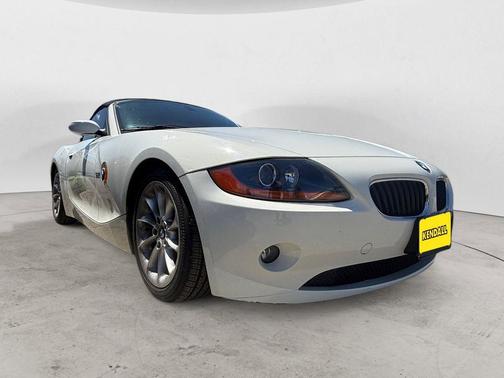 Alpine White 2003 BMW Z4 2.5i Roadster