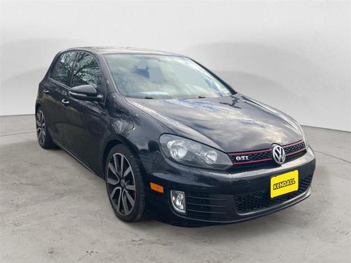 2014 Volkswagen GTI Wolfsburg Edition
