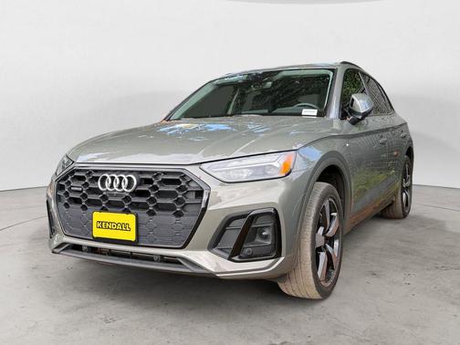 Gray Metallic 2023 Audi Q5 45 S line Premium Plus