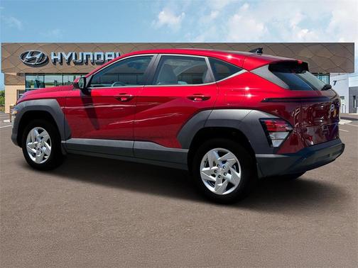 2025 Hyundai KONA SE