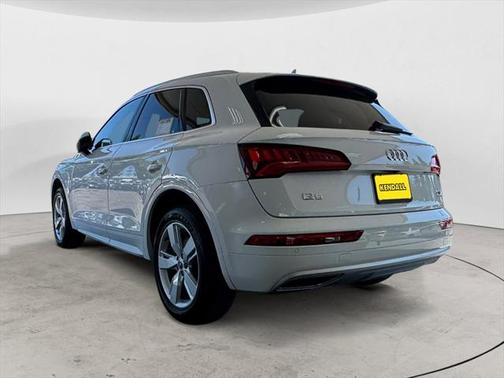 2018 Audi Q5 2.0T Premium Plus