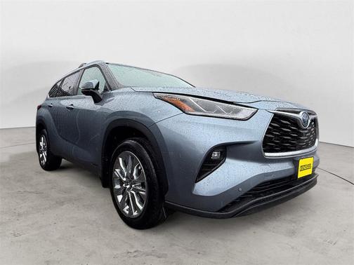 2023 Toyota Highlander Hybrid Limited