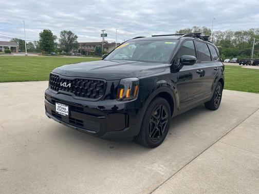 Ebony Black 2024 Kia Telluride EX X-Line