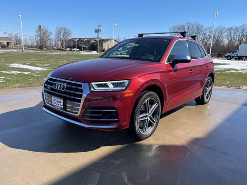 Matador Red Metallic 2020 Audi SQ5 3.0T Premium Plus
