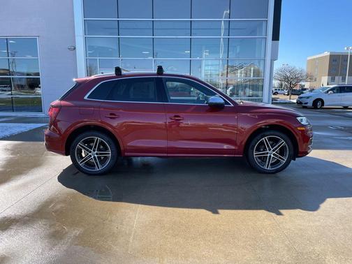Matador Red Metallic 2020 Audi SQ5 3.0T Premium Plus