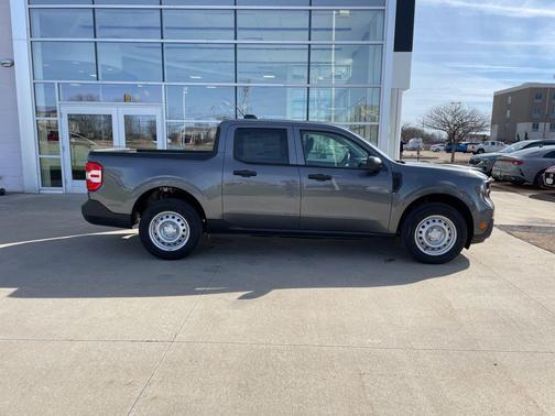 Carbonized Gray Metallic 2026 Ford Maverick XL