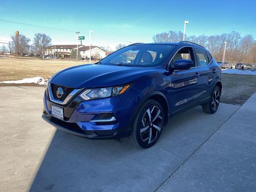 2022 Nissan Rogue Sport SL