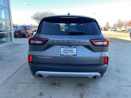 2024 Ford Escape Platinum