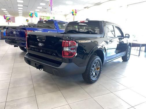 Shadow Black 2026 Ford Maverick Tremor